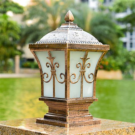 lamp light for gate